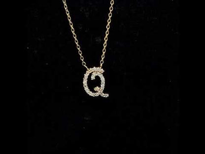 Rotating video showing the jewelry item