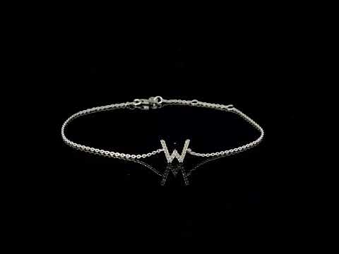 Rotating video showing the jewelry item