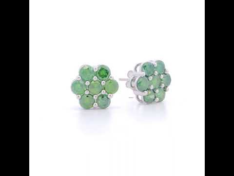 Rotating video showing the jewelry item