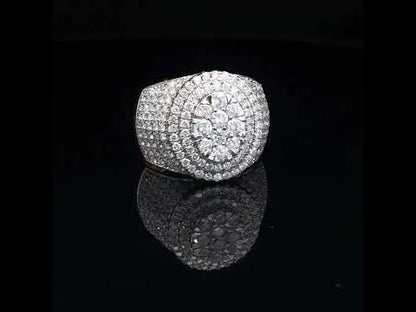 Rotating video showing the jewelry item