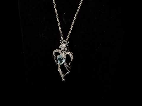 Rotating video showing the jewelry item