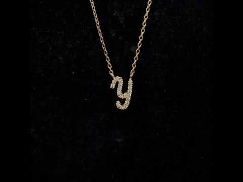 Rotating video showing the jewelry item