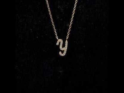 Rotating video showing the jewelry item