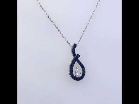 Rotating video showing the jewelry item