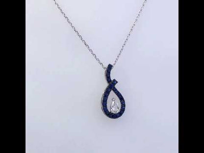 Rotating video showing the jewelry item