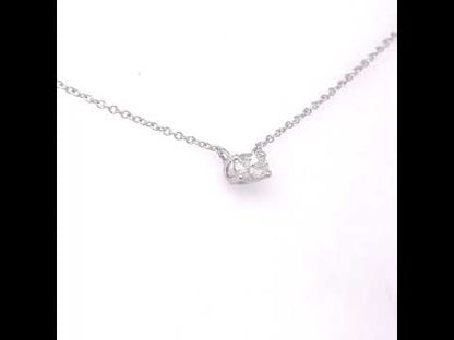 Rotating video showing the jewelry item