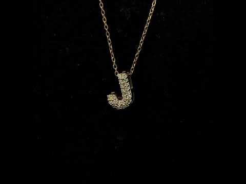 Rotating video showing the jewelry item
