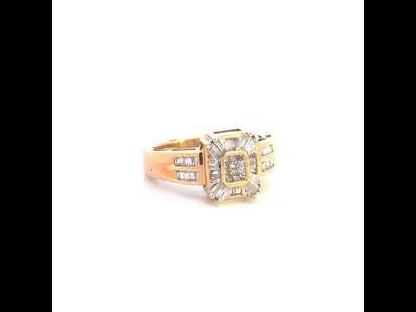 Rotating video showing the jewelry item