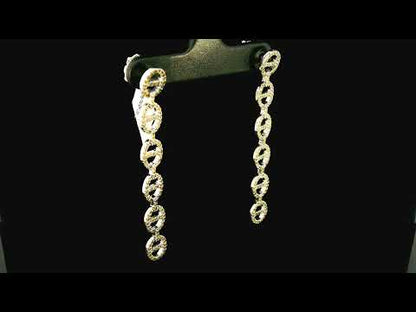Rotating video showing the jewelry item