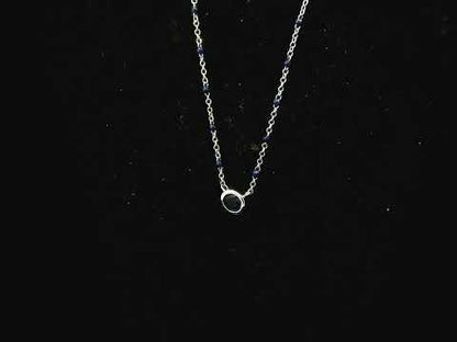 Rotating video showing the jewelry item