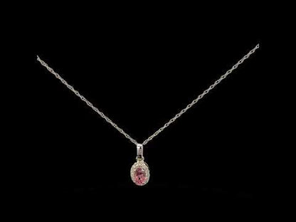 Rotating video showing the jewelry item