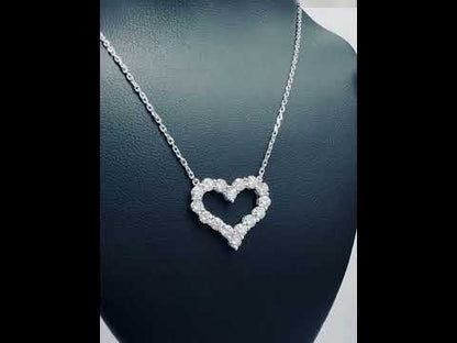 Rotating video showing the jewelry item