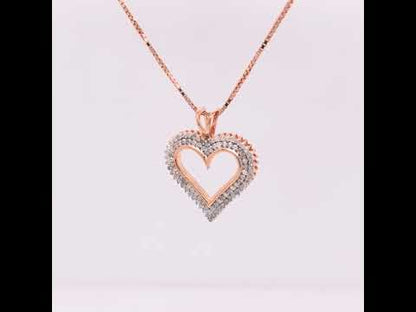 Rotating video showing the jewelry item