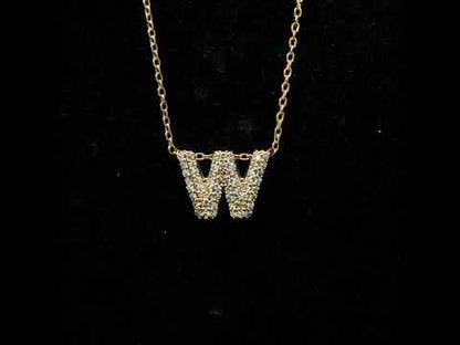 Rotating video showing the jewelry item