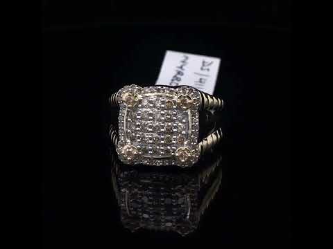 Rotating video showing the jewelry item