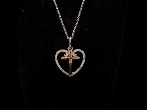 Rotating video showing the jewelry item