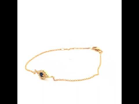 Rotating video showing the jewelry item