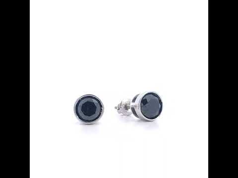 Rotating video showing the jewelry item