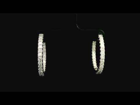 Rotating video showing the jewelry item
