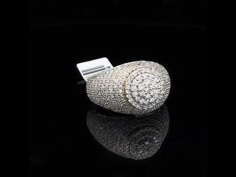 Rotating video showing the jewelry item