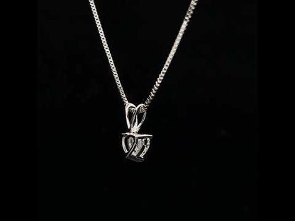 Rotating video showing the jewelry item