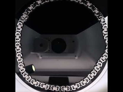 Rotating video showing the jewelry item