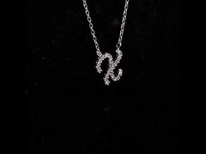 Rotating video showing the jewelry item