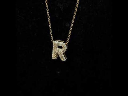 Rotating video showing the jewelry item