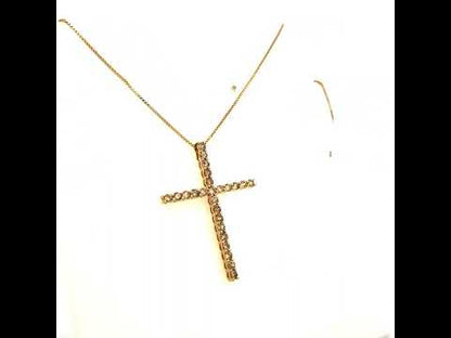 Rotating video showing the jewelry item