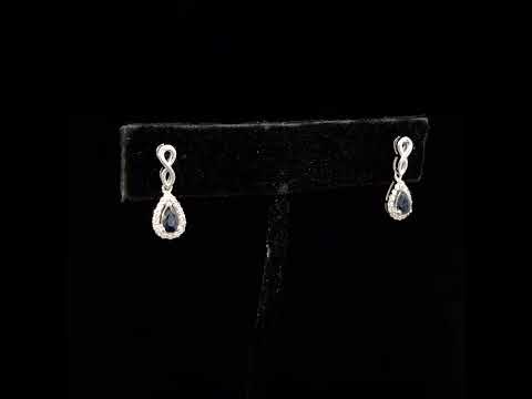 Rotating video showing the jewelry item