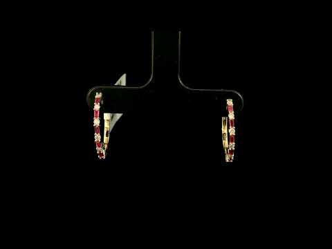 Rotating video showing the jewelry item
