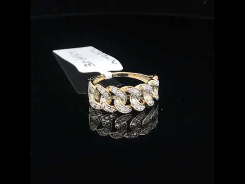 Rotating video showing the jewelry item