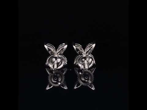 Rotating video showing the jewelry item