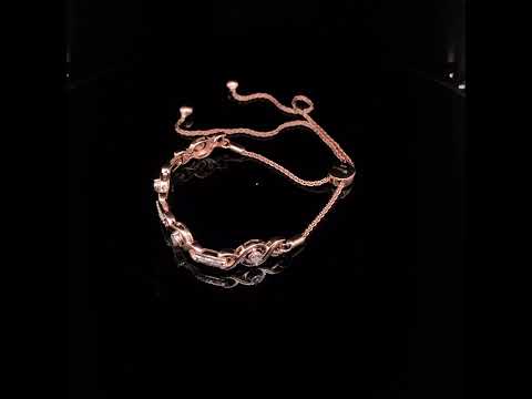 Rotating video showing the jewelry item