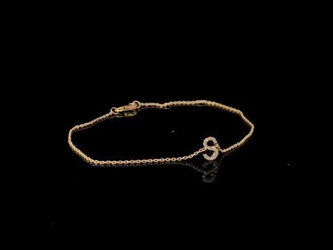 Rotating video showing the jewelry item