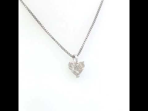 Rotating video showing the jewelry item