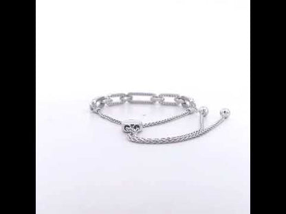 Rotating video showing the jewelry item