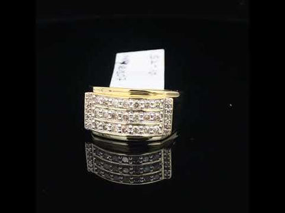 Rotating video showing the jewelry item