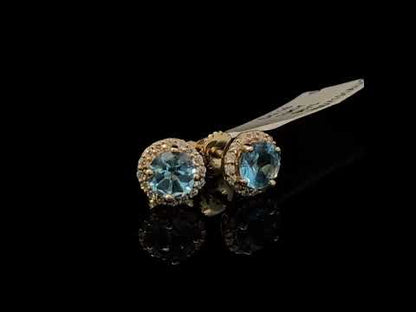 Rotating video showing the jewelry item