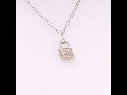 Rotating video showing the jewelry item