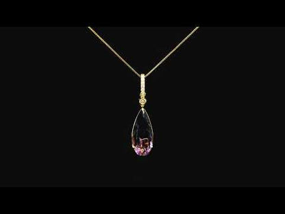 Rotating video showing the jewelry item