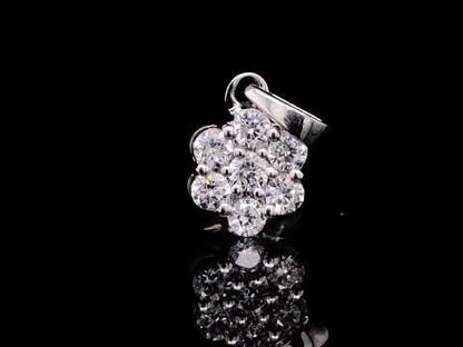 Rotating video showing the jewelry item