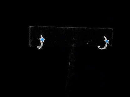 Rotating video showing the jewelry item