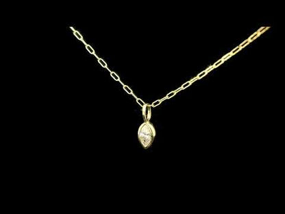 Rotating video showing the jewelry item