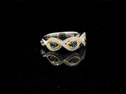 Rotating video showing the jewelry item