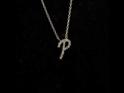 Rotating video showing the jewelry item