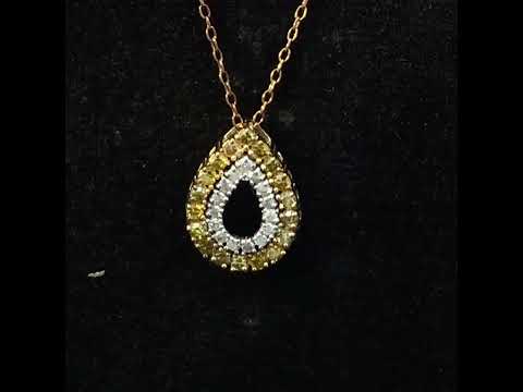 Rotating video showing the jewelry item