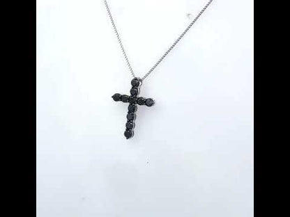 Rotating video showing the jewelry item