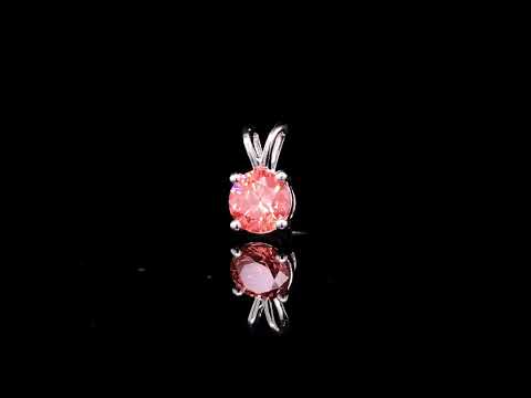 Rotating video showing the jewelry item