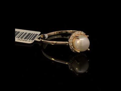Rotating video showing the jewelry item